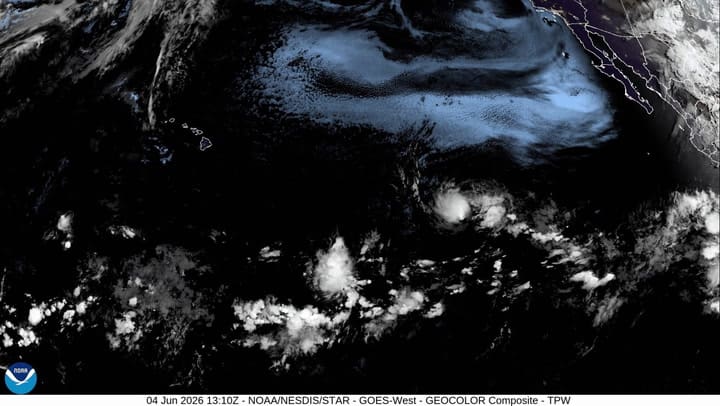 Tormenta Amanda Desde El Satélite De La NOAA