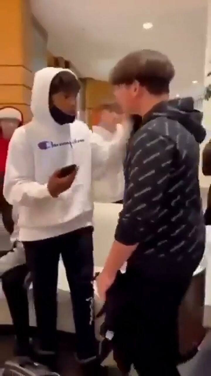 Indignación en EEUU tras un video en que policías atacan a un joven negro durante una pelea