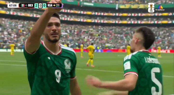 Raúl Jiménez le dedicó el gol a su padre fallecido
