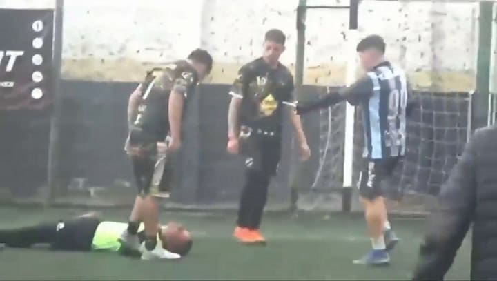 Agresion fútbol