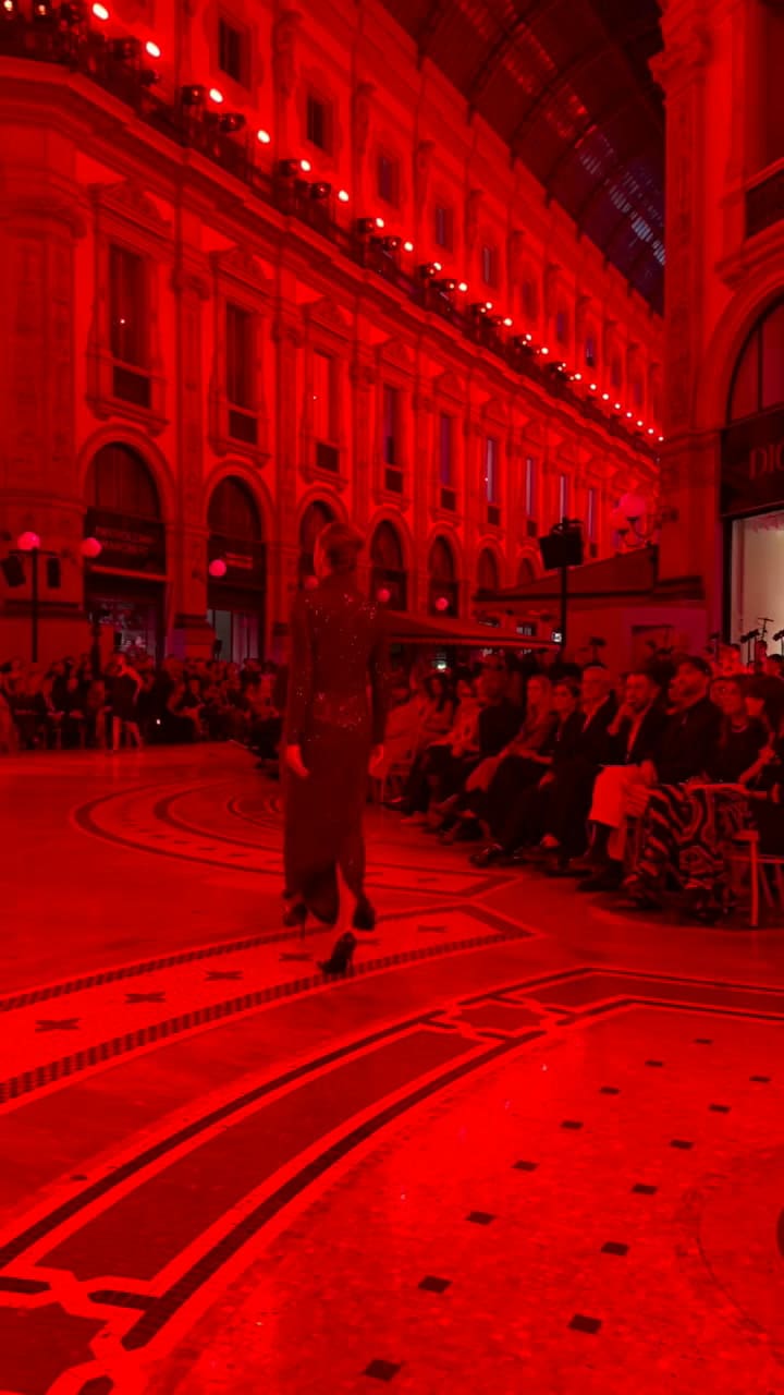 Aryna Sabalenka se hizo presente en la pasarela con la marca Gucci