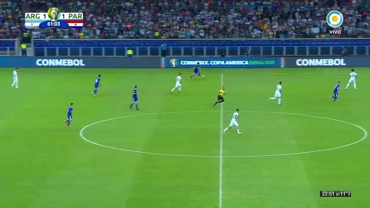 Penal de Paraguay, ataja Armani