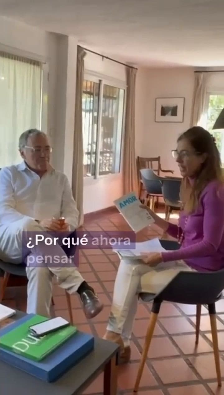 Matías Muñoz invita a rever los sentimientos que atan al pasado, encarar cambios en los patrones heredados y elegir el amor que cada uno quiere vivir