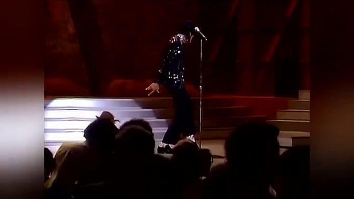 Michael Jackson, 'Billie Jean' y su primer moonwalk - Fuente: Youtube