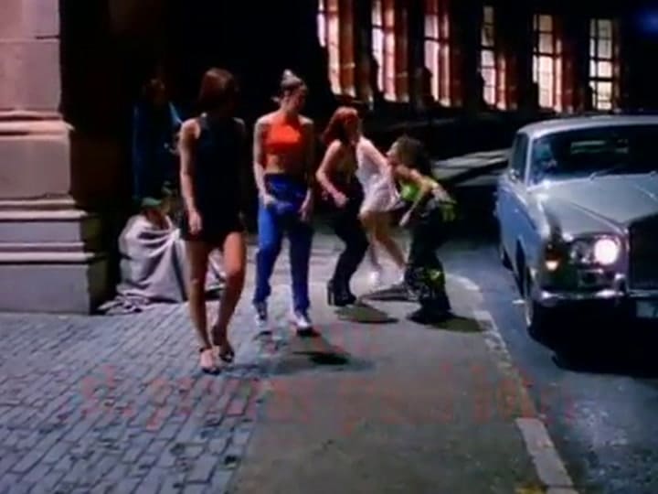 Clip oficial de Wannabe - Fuente: YouTube