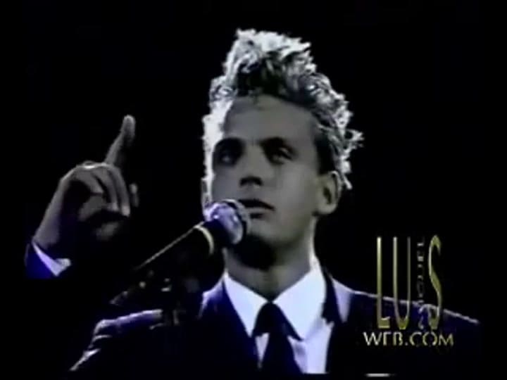Luis Miguel presenta sus temas a capella - Fuente: YouTube