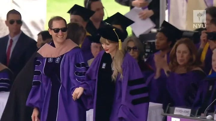 El discurso de Taylor Swift luego de recibir su título en la NYU