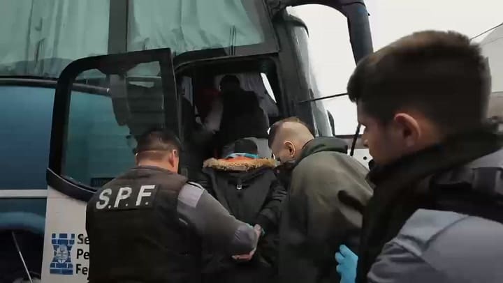 Trasladaron a los primeros 326 presos de la cárcel de Devoto al penal de Marcos Paz