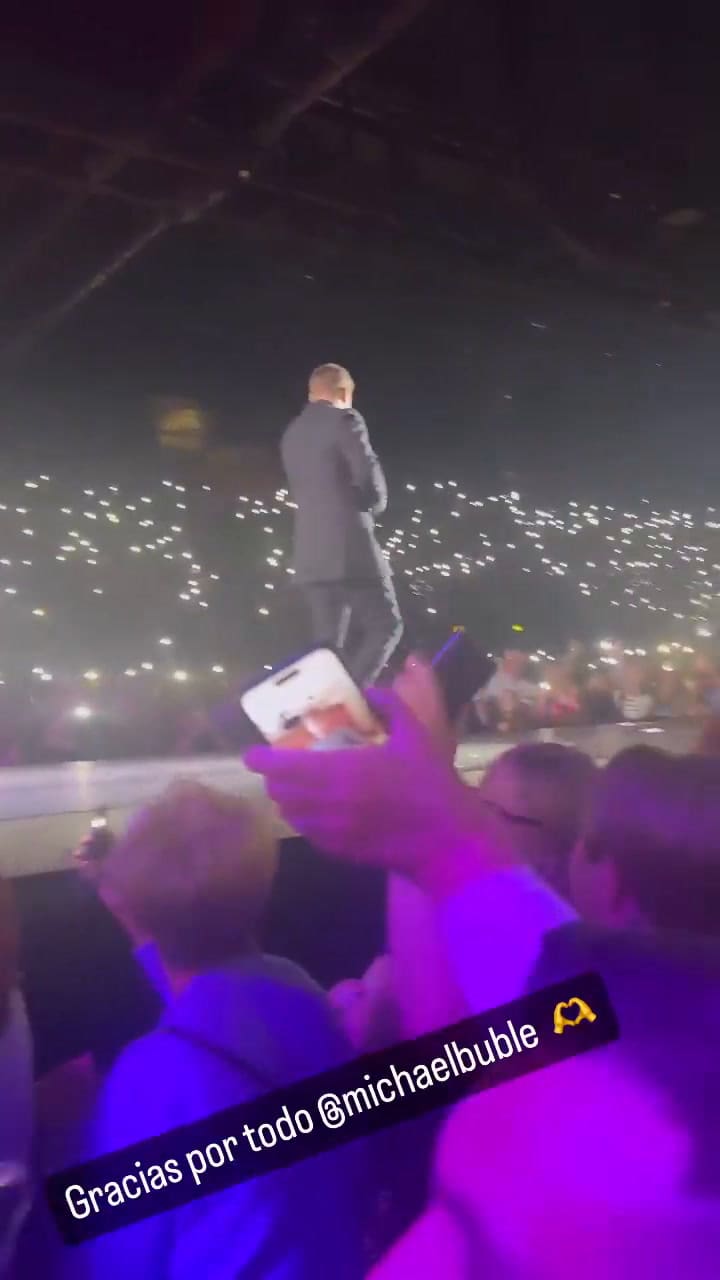 Mandinha Martínez asistió al recital de Michael Bublé en Birmingham