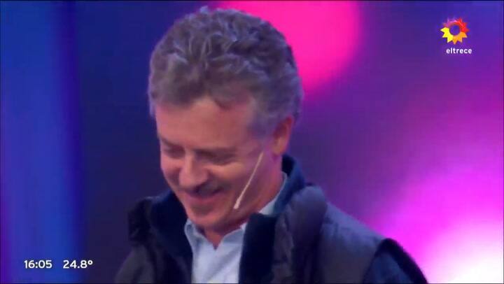 Bienvenidos a Bordo: fue como el doble de Mauricio Macri y la rompió al imitar su paso de baile