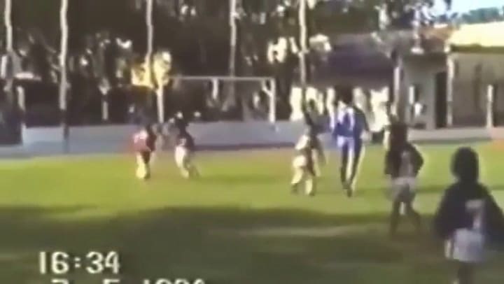 Messi de chico jugando para Newell's - Fuente: YouTube