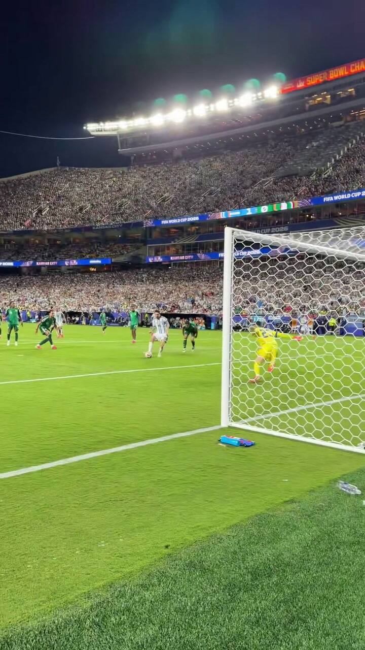 El segundo gol de Lionel Messi vs Argelia