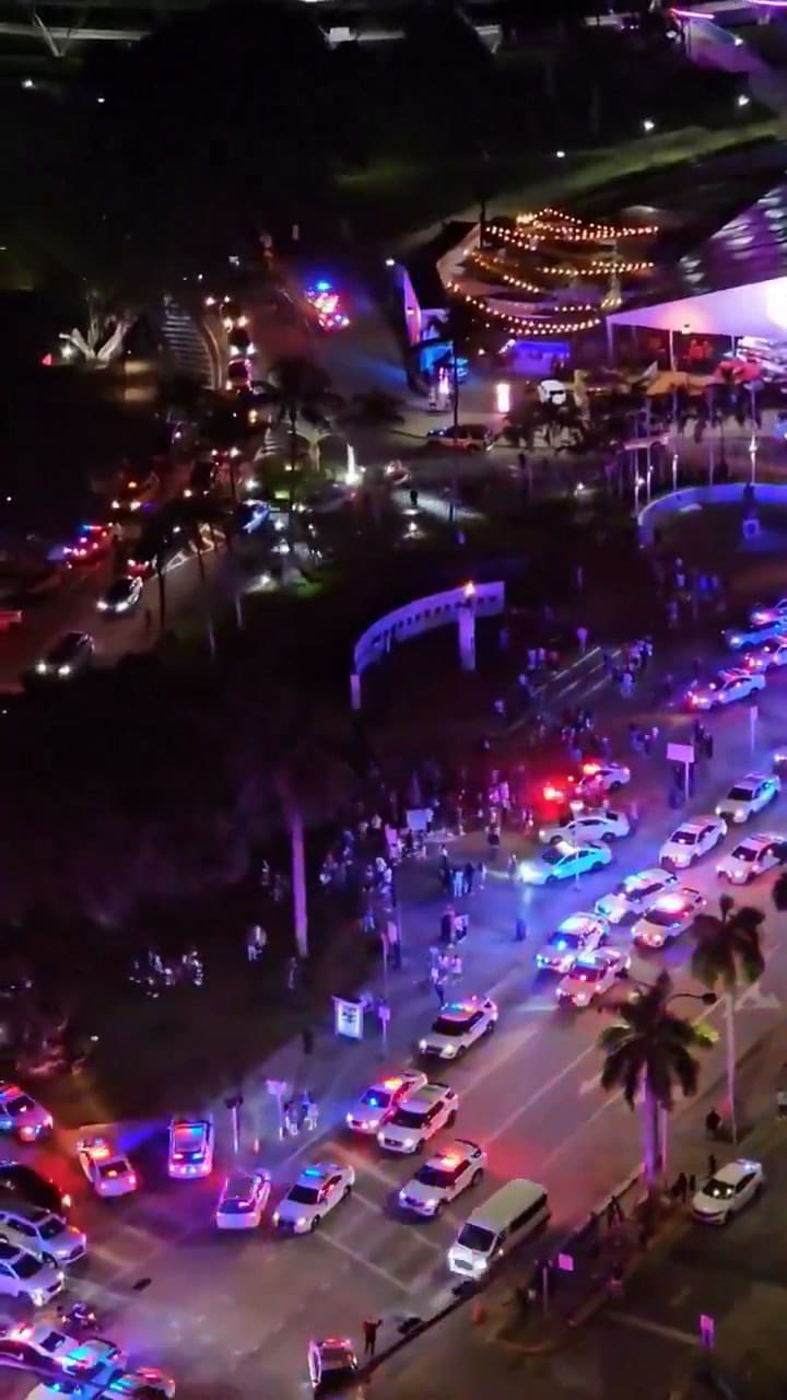 La Policía se movilizó masivamente al lugar tras el tiroteo