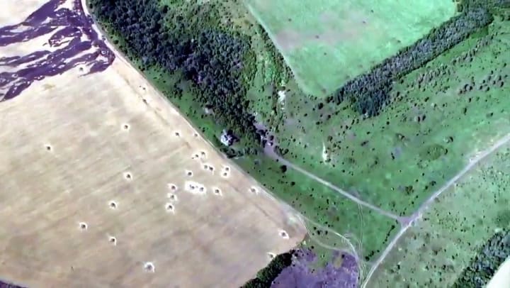 La total aniquilación de un tanque insignia ruso a manos de la fuerza aérea ucraniana