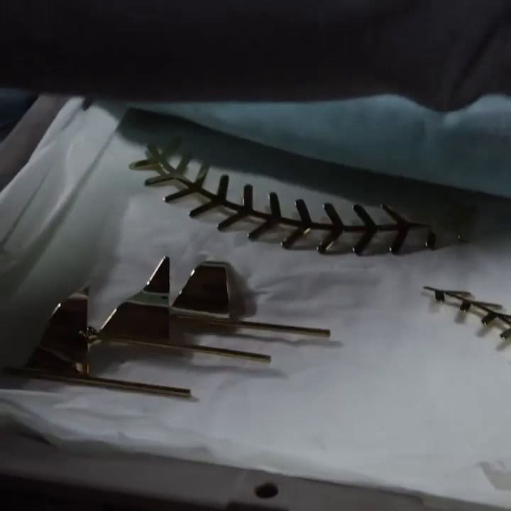 El proceso de fabricación del trofeo Vince Lombardi en los talleres de Tiffany