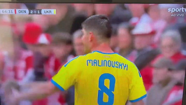 Se desplomó Eriksen en la cancha