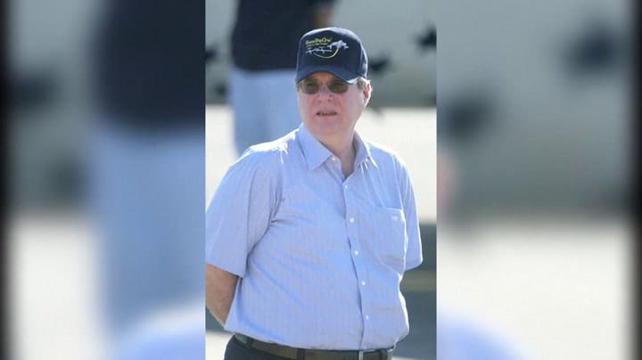 Confundador de Microsoft Paul Allen muere de cáncer - Fuente: AFP