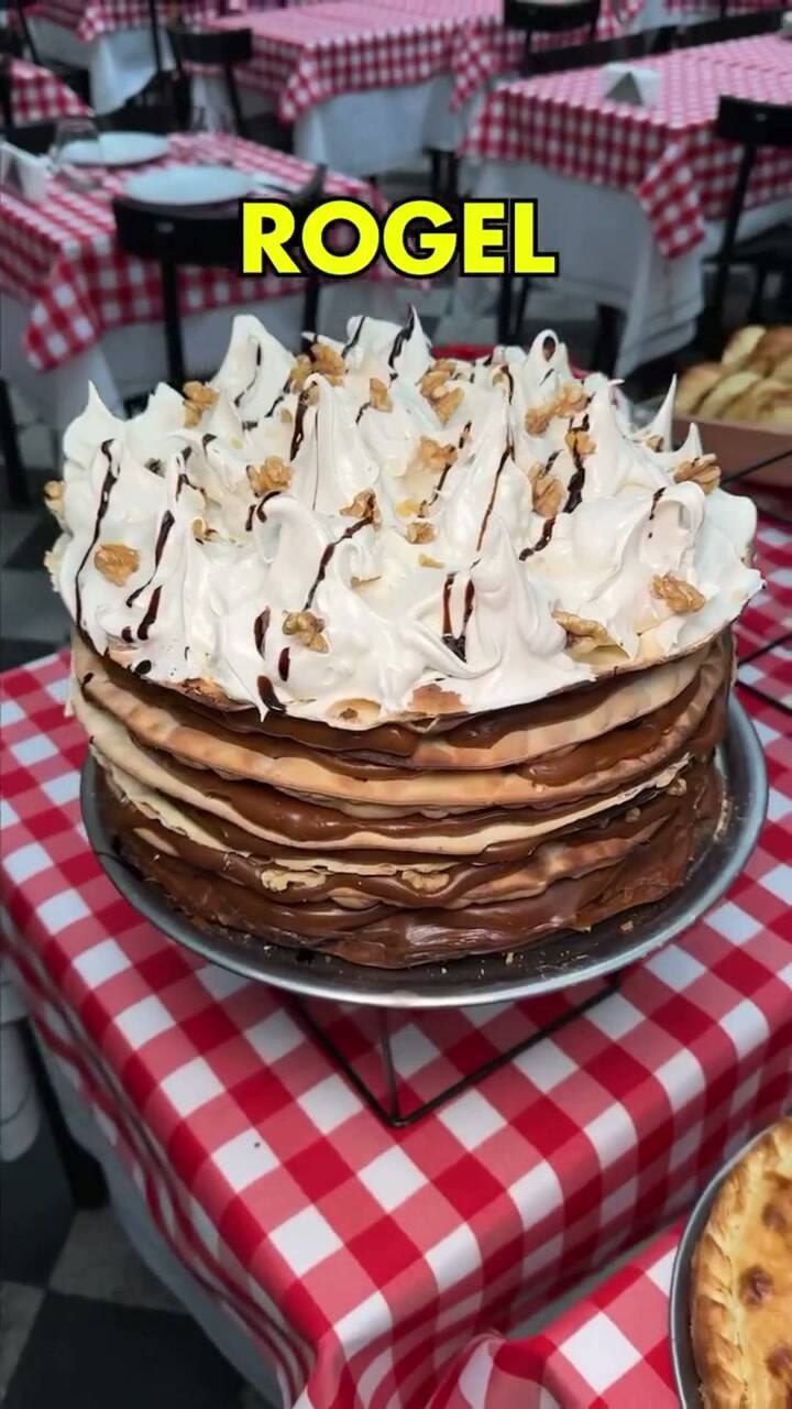 Las tortas de El Club del Progreso - @elprogresorestaurante