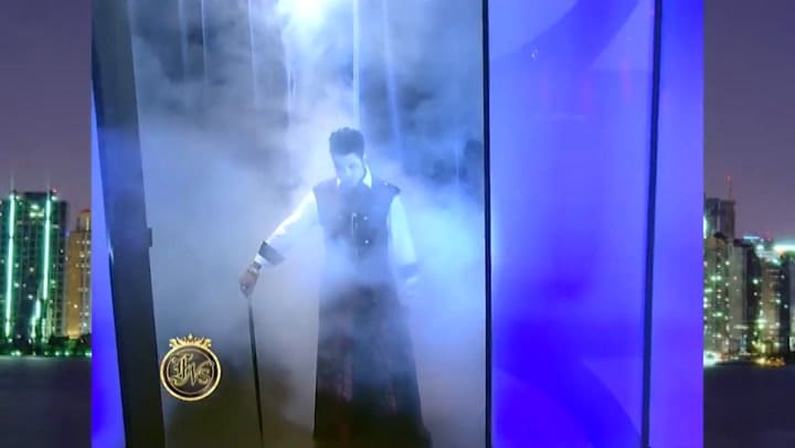 Ricardo Fort canta 'Tengo' de Sandro