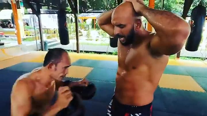 Así entrena Yassine Cheuko, el custodio de Messi en los Estados Unidos.- Fuente: ig yasstcheuko
