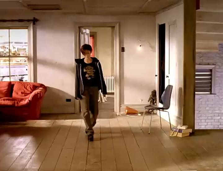 Natalie Imbruglia - Torn (Official Video)