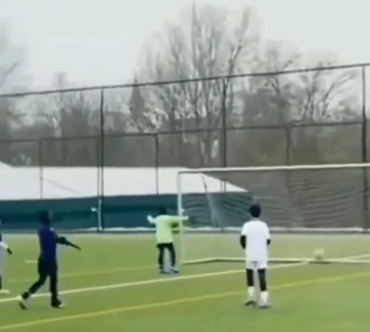 La joya del fútbol belga que todos confundieron con Mateo Messi