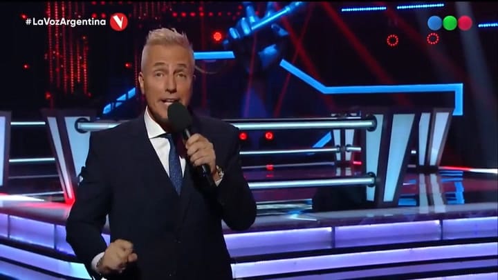 La Voz Argentina: Esperanza Careri vs. Jessica Amicucci - 'Love on top' - Fuente: Telefe