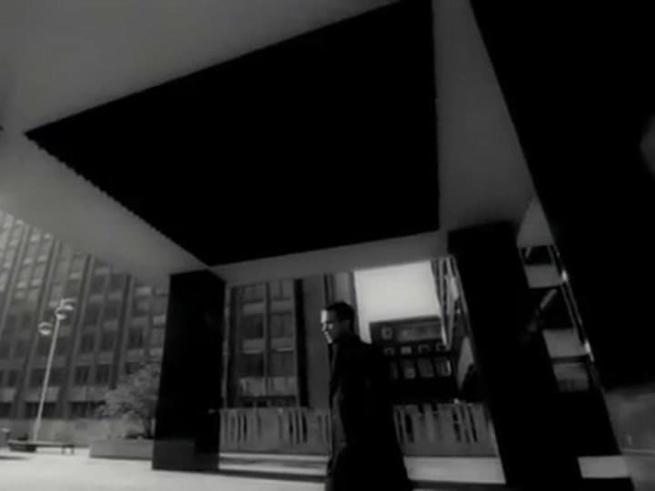 Robbie Williams - Angels - Fuente: YouTube