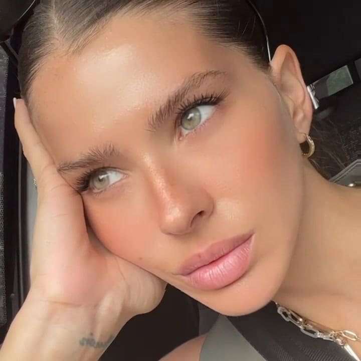 La China Suárez grabó un video para sus seguidores que despertó suspiros