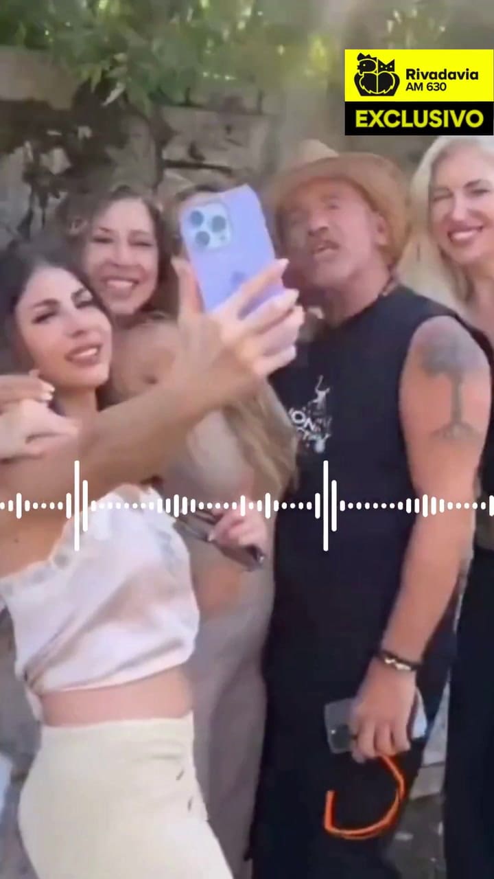 Eros Ramazzotti habló sobre el supuesto "beso robado" que le habría intentado dar a Evangelina Anderson