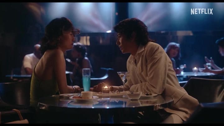 Amor en aguas turbulentas aterrizó en Netflix el 16 de noviembre