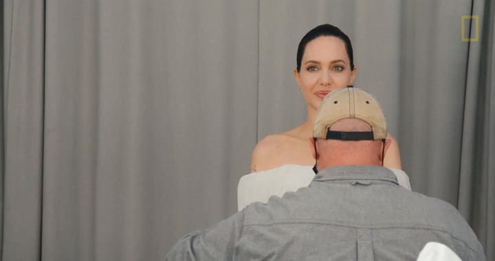 Angelina Jolie, en el back de la publicación de The National Geographic - Fuente: Nat Geo