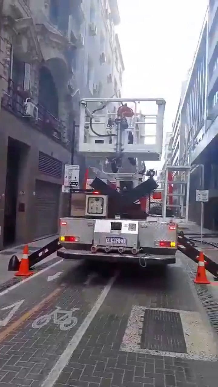 Incendio en la redacción de la Revista Anfibia