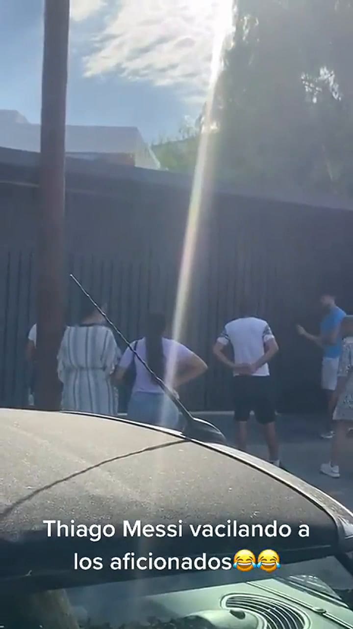La desopilante respuesta de Thiago Messi a un hincha del Barcelona