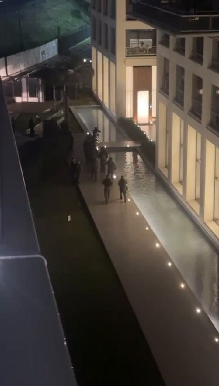 "Espectacular operativo en una torre de Vicente López por un paciente psiquiátrico atrincherado