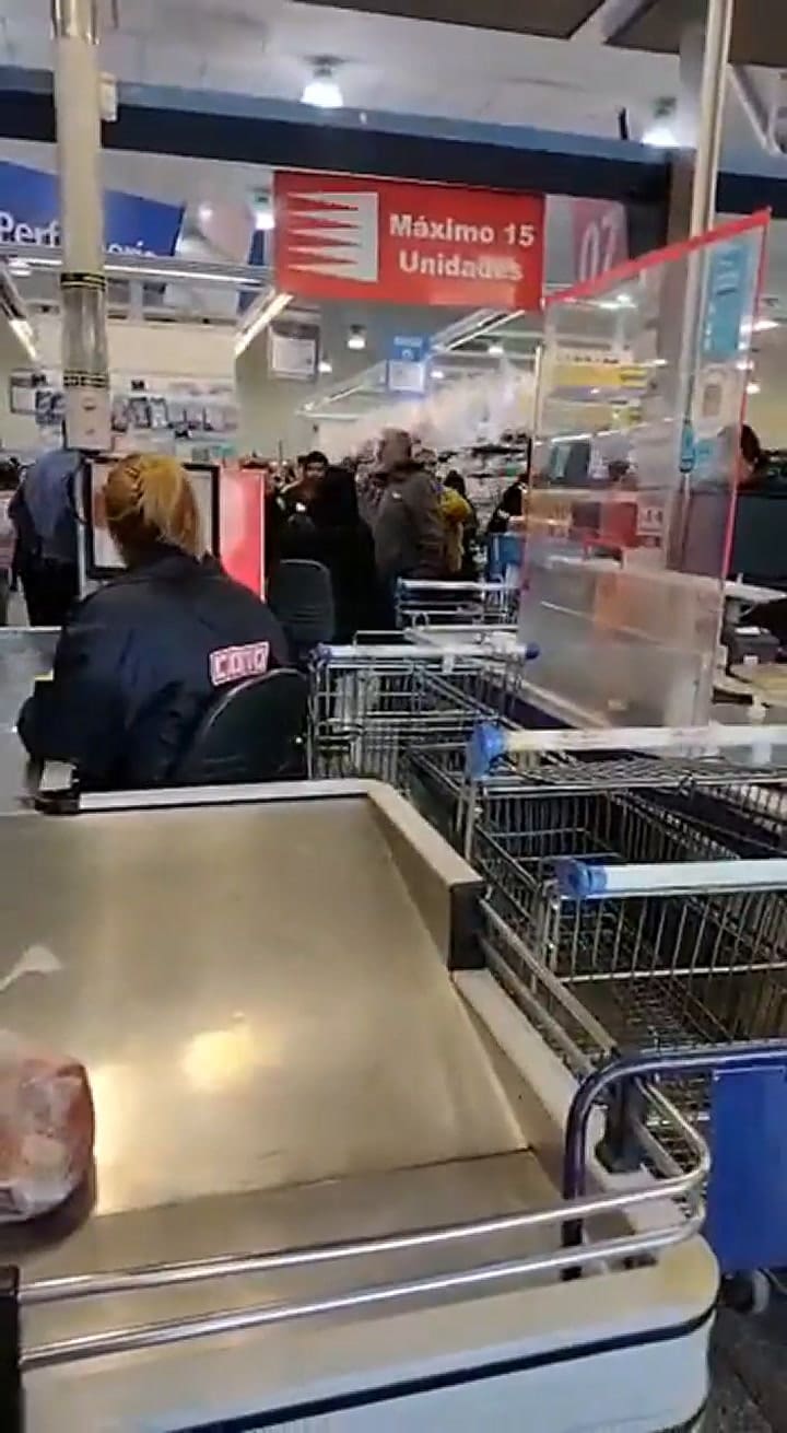 Castells en un supermercado de Rosario