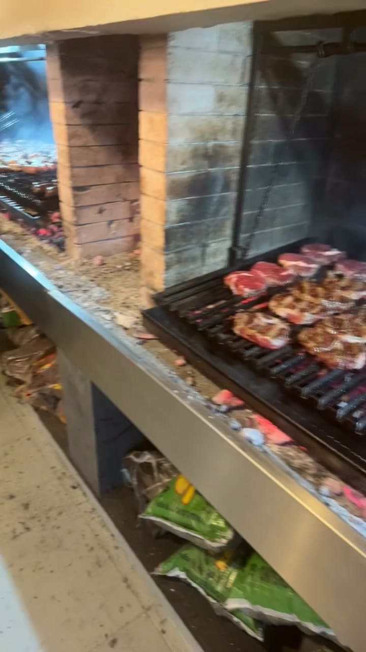 Dibu Martínez respetó la cábala y mostró qué comen los jugadores de la selección argentina