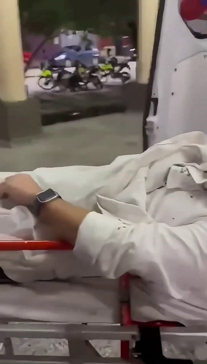 Así trasladaban al diputado tucumano agredido por un hombre