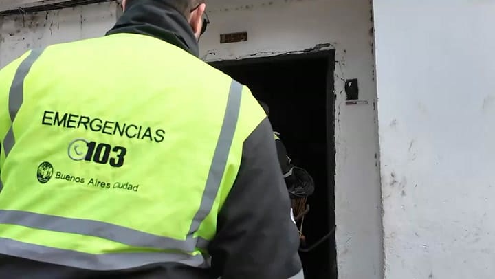 Desalojo de un inmueble usurpado en Núñez (Prensa Policía de la Ciudad)