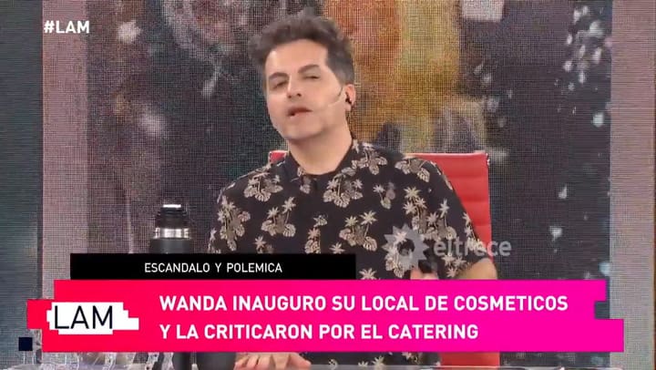 El gesto de Wanda Nara con una seguidora que le entregó un currículum