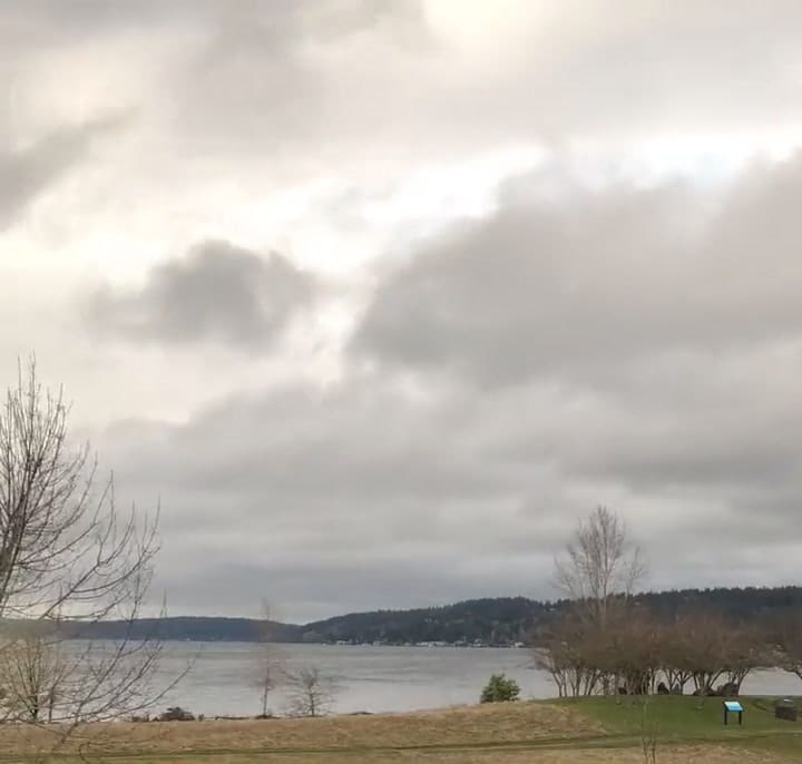 El clima frío se hizo presente con fuertes rachas de viento en Seattle