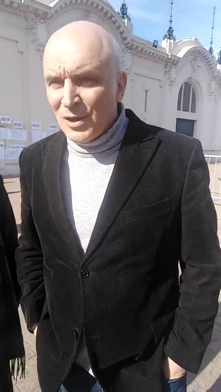 Espert fue a votar y habló de rendirle culto al voto