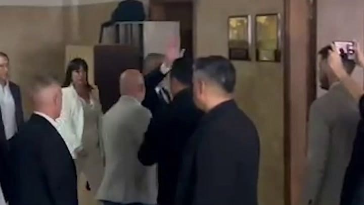 Alberto Fernández declara en la causa por las irregularidades en la contratación de seguros