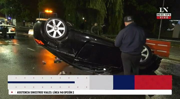 Vuelco en General Paz altura Beiró en Villa Real