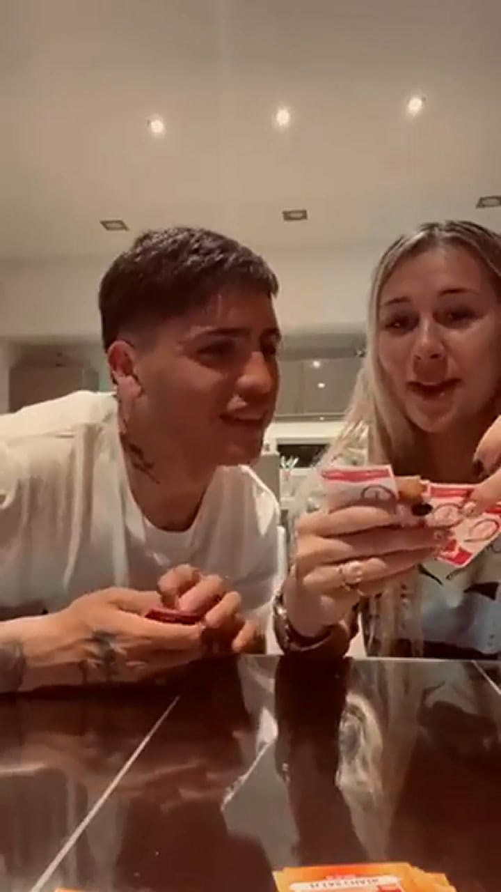 La reacción de Facundo Farías al conseguir la figurita de Messi