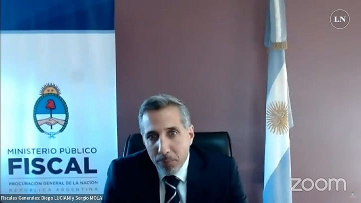 Parte de la exposición del fiscal Luciani ante los jueces del TOF 2