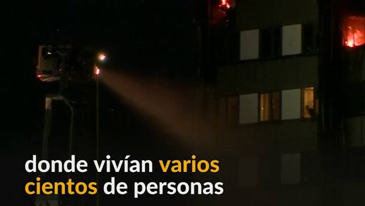 Aumenta a 30 los muertos por el incendio en el edificio de Londres