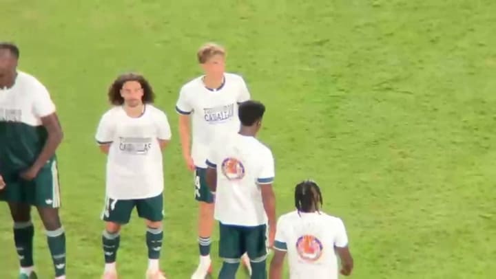 Mbappé y Vinícius taparon el mensaje de la remera en solidaridad con Ceuta
