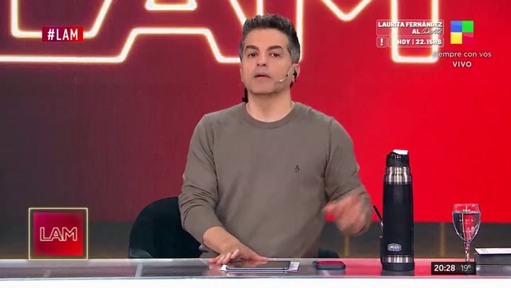 El regalo de Ángel de Brito a Estefi Berardi y Andrea Taboada