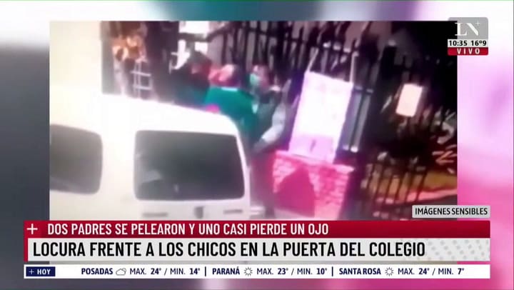 Locura frente a los chicos en la puerta de un colegio. Se pelearon y uno casi pierde un ojo